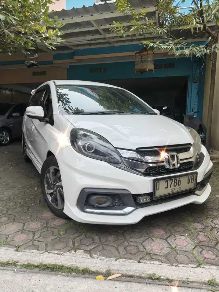 TDP 9 JT!! LOW KM 90RIBUAN SERVICE RECORD HONDA. MOBILIO RS MATIC 2015