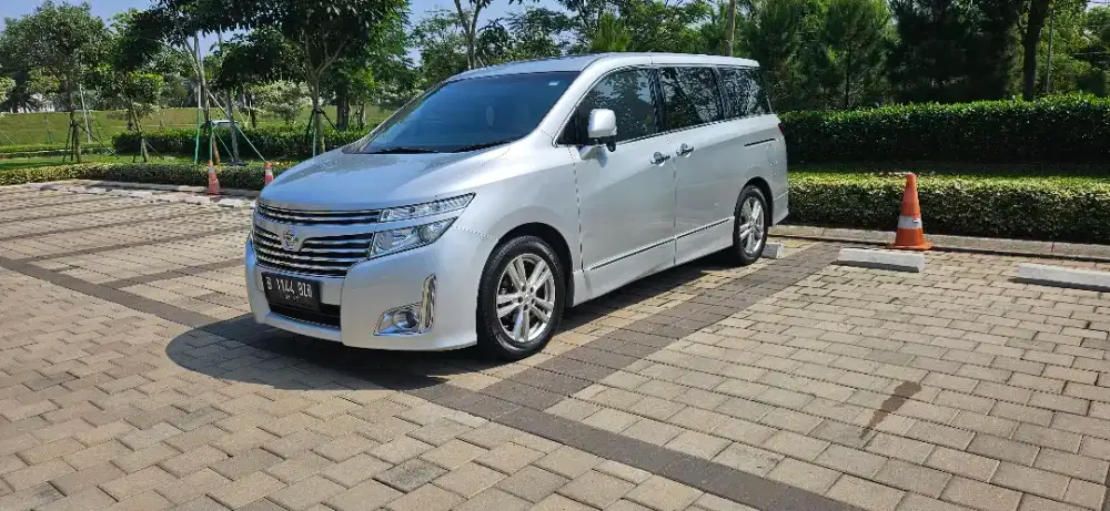 Nissan Elgrand 3.5 V6 Mulus terawat Like New