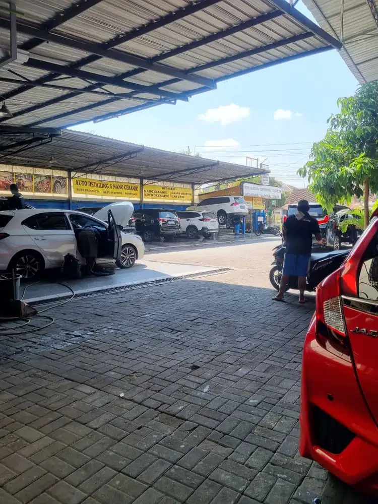 DIBUTUHKAN ADMIN BENGKEL DAN CUCI MOBIL
