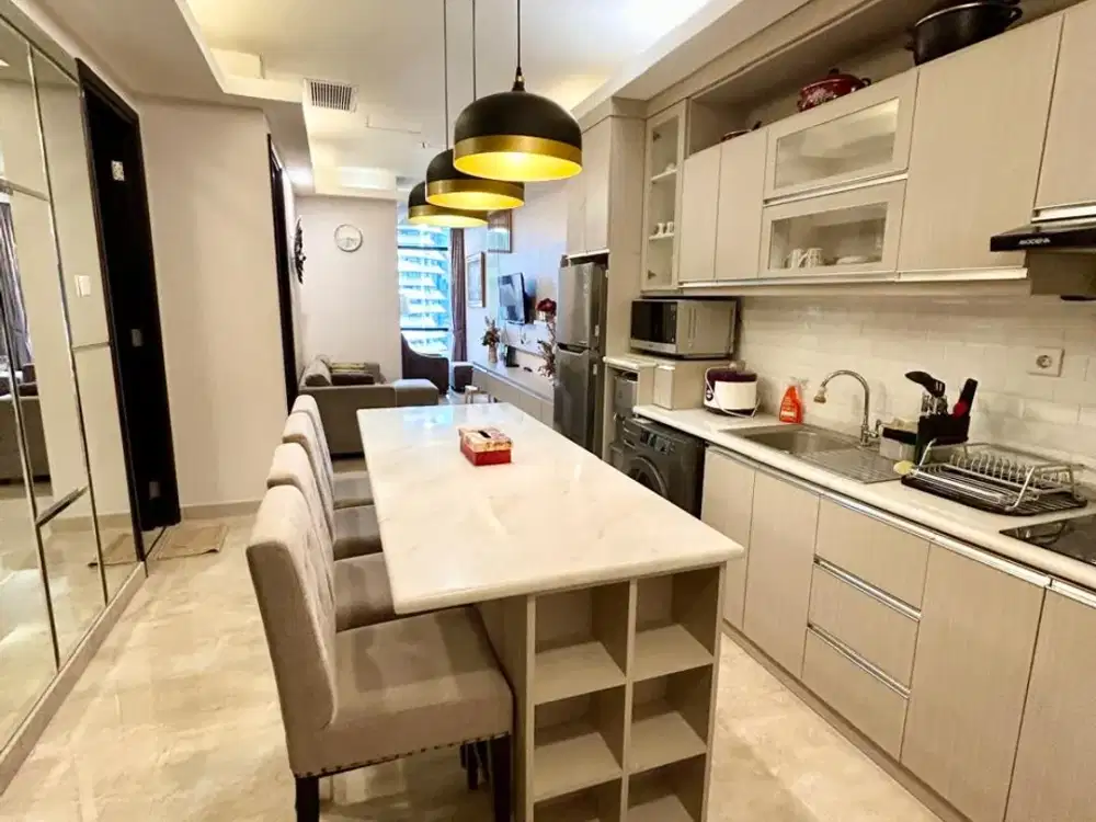 APARTEMEN SUDIRMAN SUITES 3BR FULL FURNISHED
