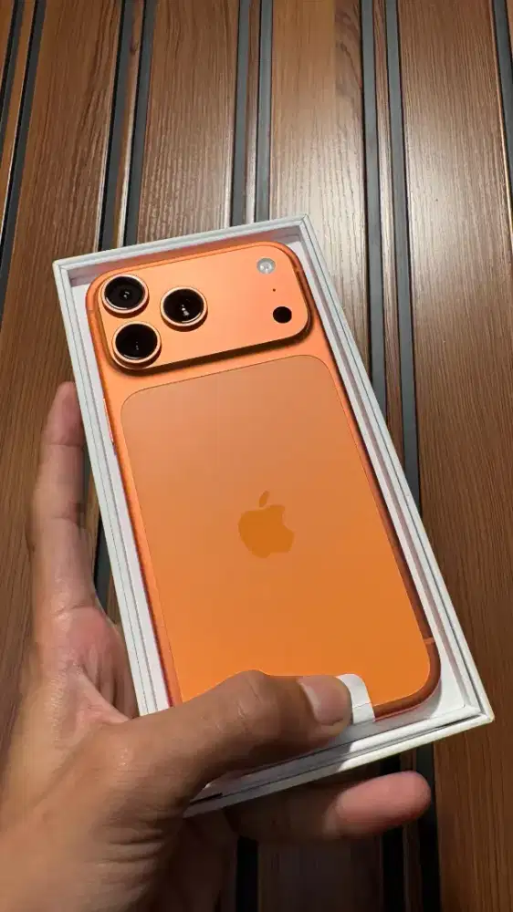 iPhone 17 pm cosmic orange 256gb iBox