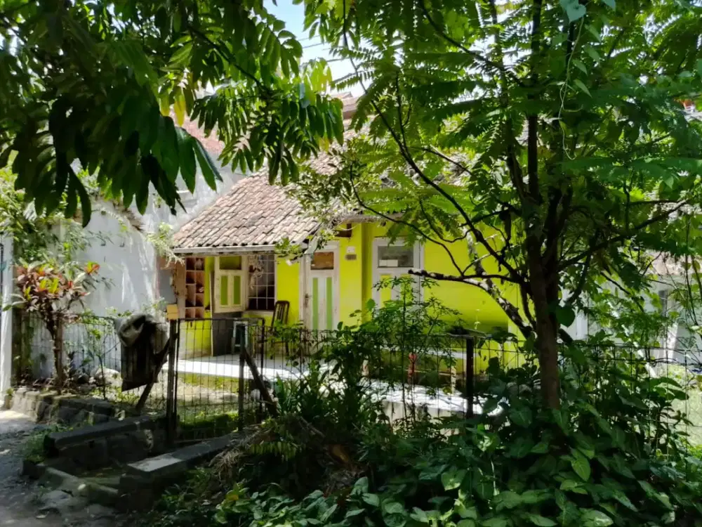 Rumah Hook (Hitung Tanah) Sangat Strategis Nyaman Komp. PLN Cigereleng M.Toha Bandung