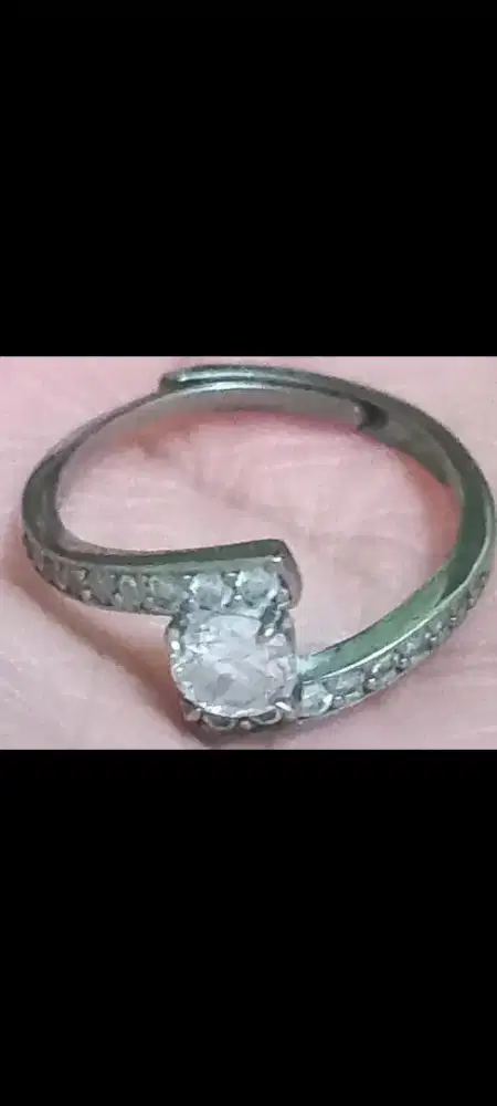 Cincin pre loved