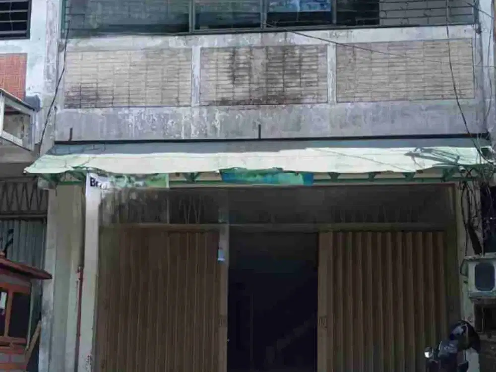 Disewakan ruko 2.5 lantai di Mulyosari Surabaya