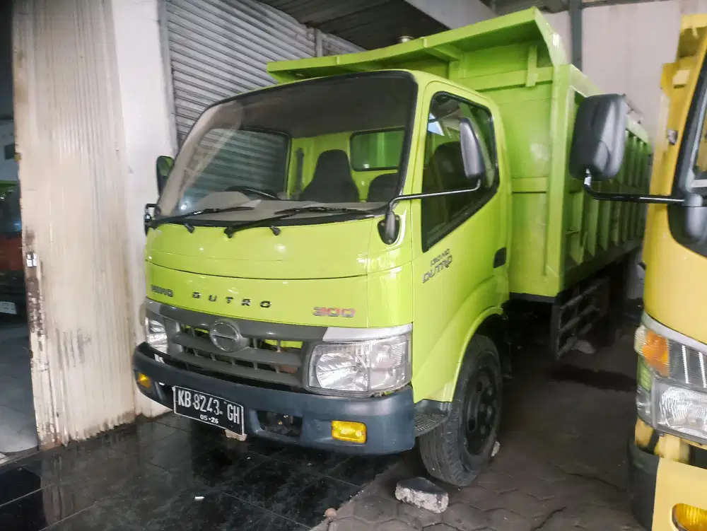Hino Dutro 130HD Dump tahun 2021 Diesel, Euro 2