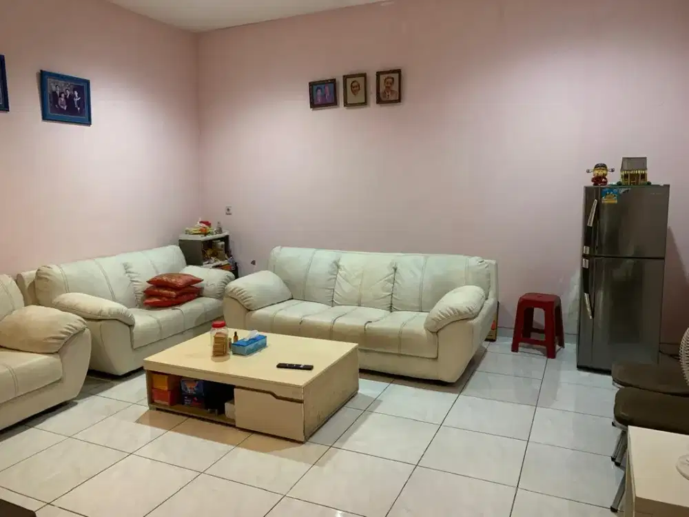 dijual rumah 3 lantai citra 2 ext