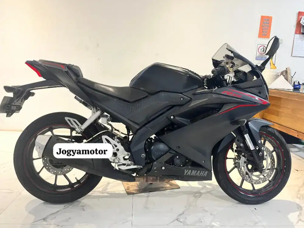 3 - YAMAHA R15 V3 2018