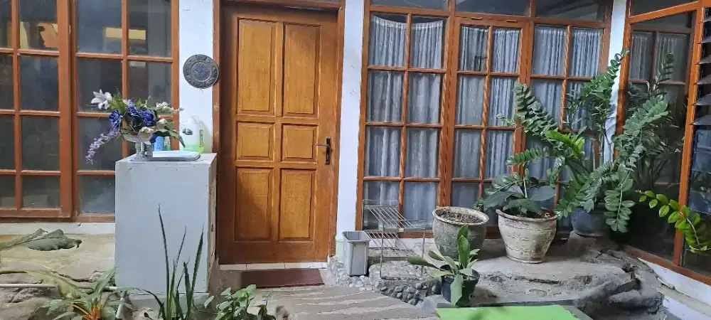 Rumah kokoh di sangkuriang sayap dago dekat area kampus