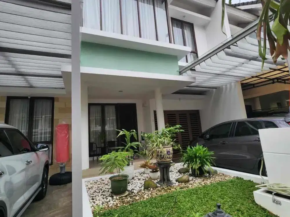 Dijual Rumah Cantik di Discovery Residence