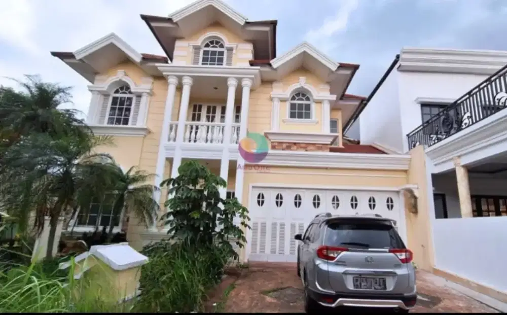 Disewakan rumah cantik diperumahan kota wisata Cibubur