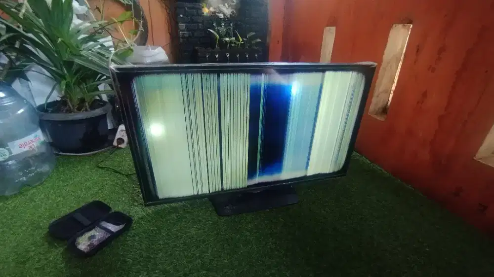 Dijual televisi merk Samsung 42 inch