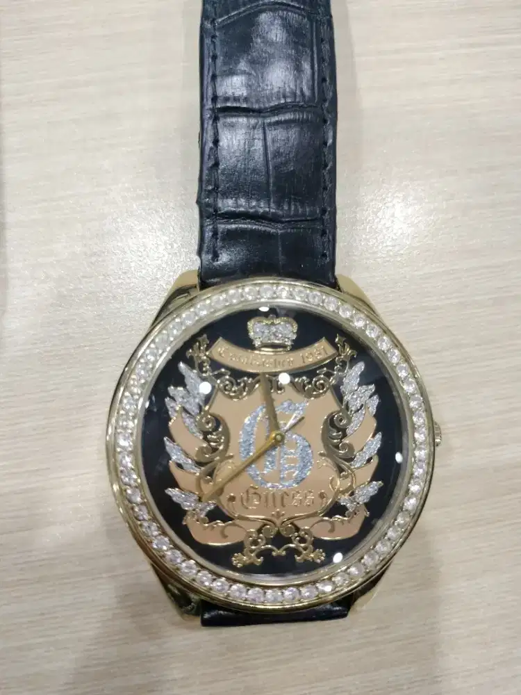 Jam tangan Guess preloved