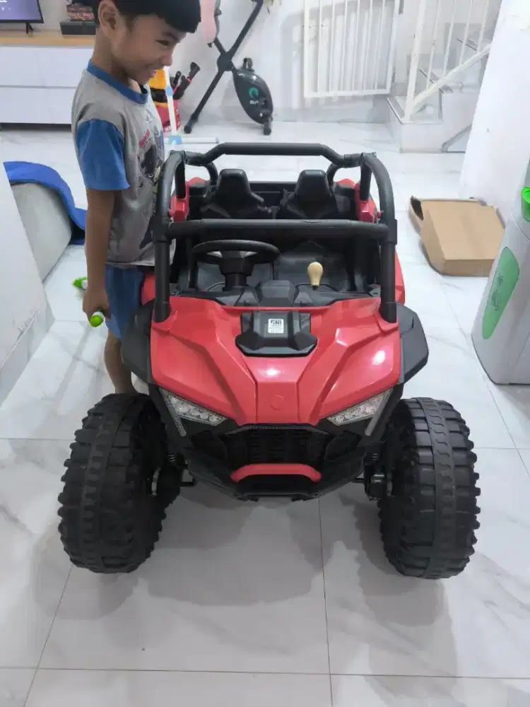 Mobil AKI UTV JUMBO SIZE