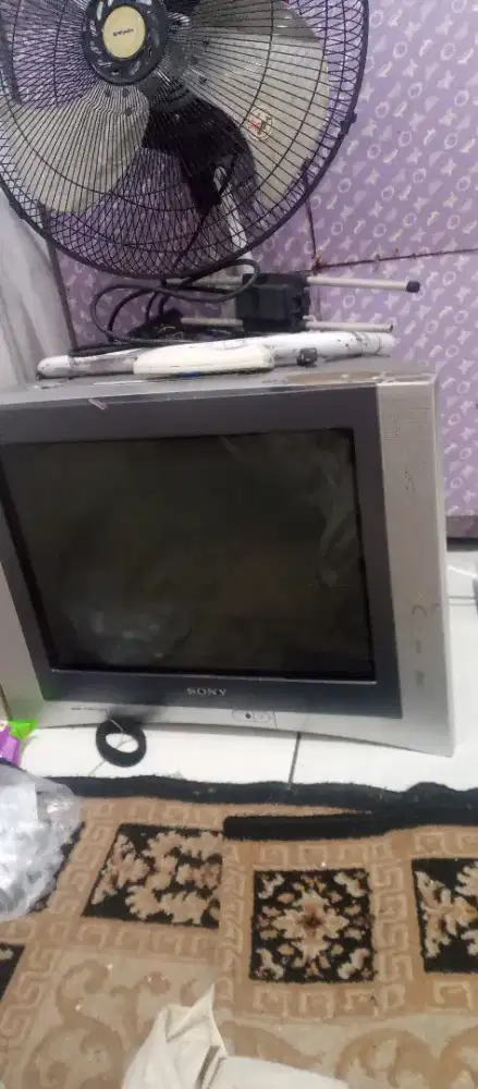 Tv 21in sony datar+stb