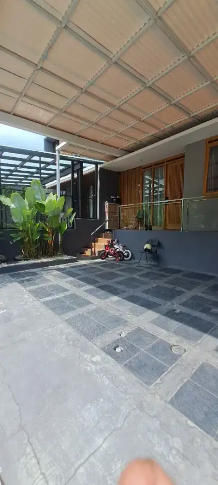Rumah Lux kawasan sejuk di awiligar cigadung lingkungan nyaman