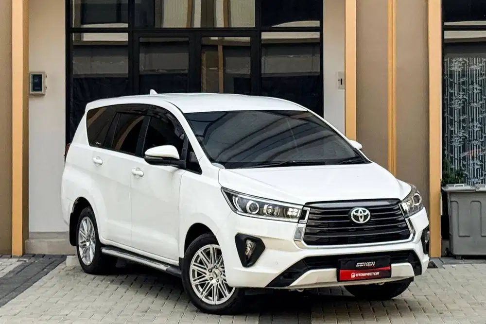 Toyota Kijang Innova 2.4V 2.4 V Diesel Solar AT Matic 2021 Putih.