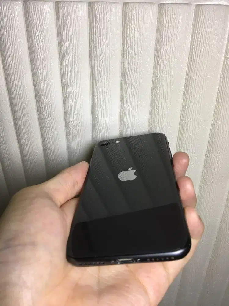 iPhone SE 2020 128GB iBox