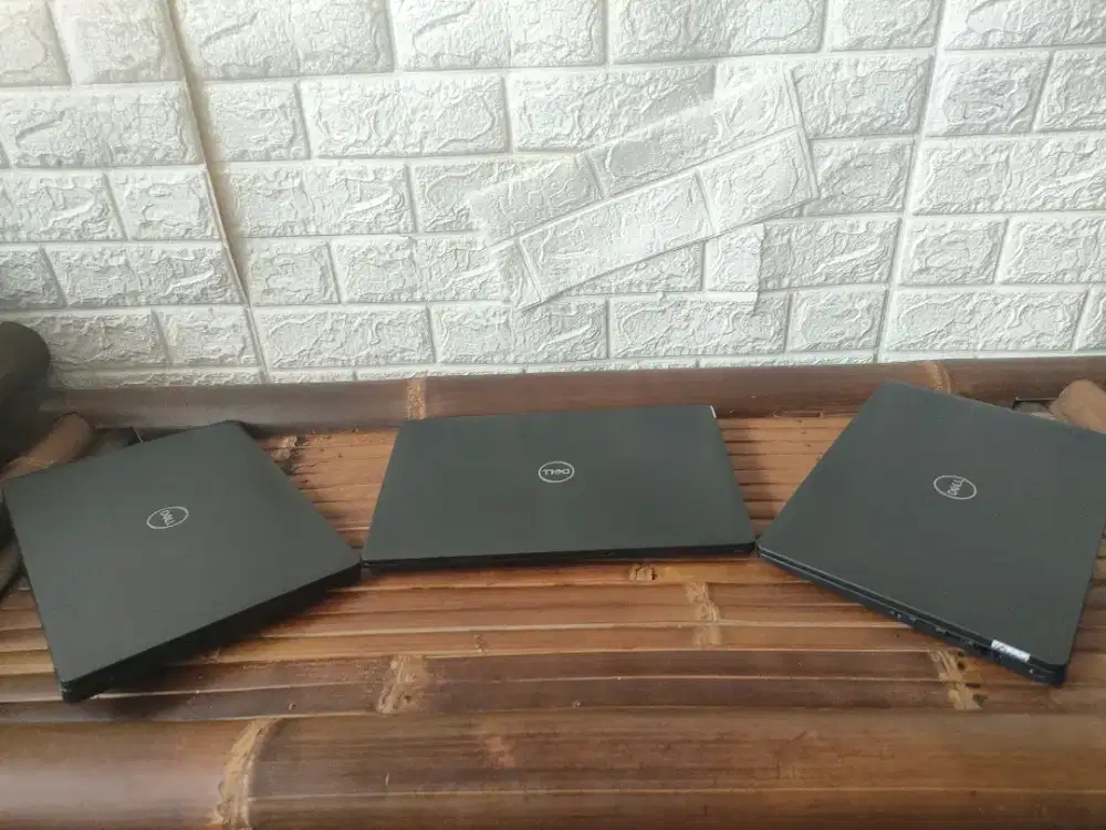Laptop dell core i5 gen8 ram 8gb SSD 256 slim ramping elegan