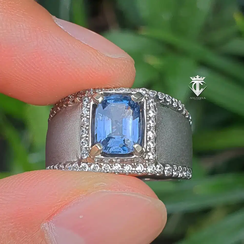 Batu Permata Natural Titanit Blue Spinel Tanzania 2.04 Ct NTE MRI Memo