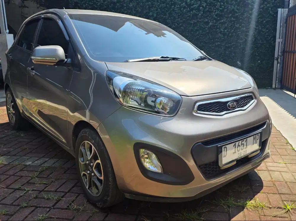 KIA PICANTO  SE 1.2 AT 2012  CITY CAR PREMIUM IRIT, NYAMAN, & TERAWAT