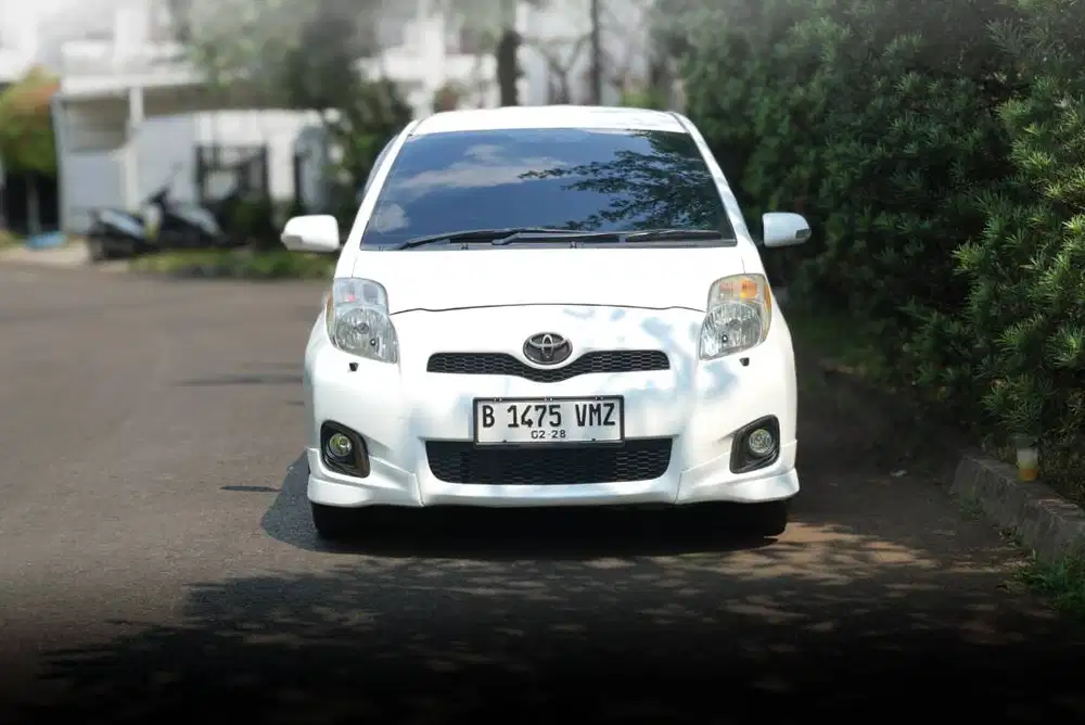 TOYOTA YARIS 1.5 E (AT) 2013 LAST EDITION!