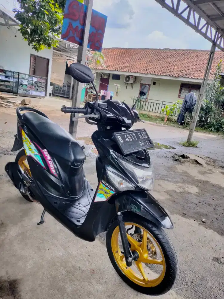 Honda beat pop 2016
