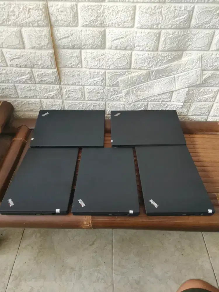 Laptop x260 core i5 gen6 mulus dan murah original