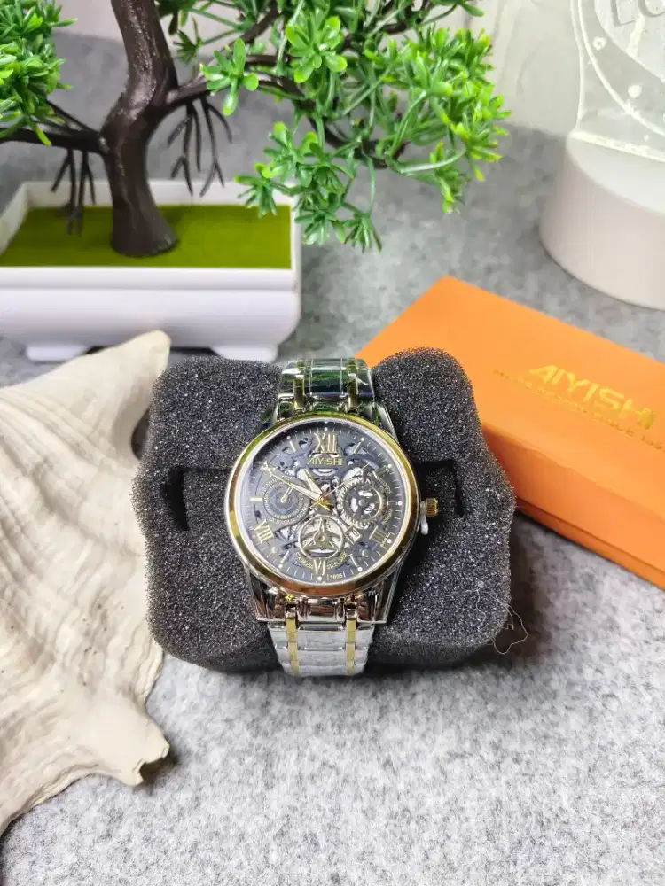 Jam tangan pria merk Aiyishi