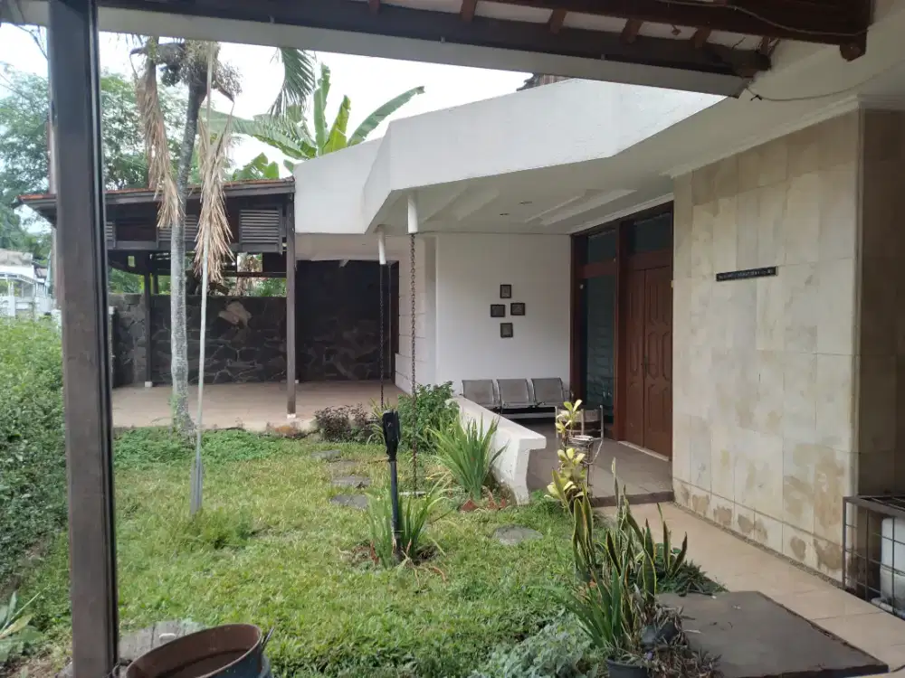 Rumah hitung tanah bonus bangunan di Geger kalong, Setia Budi