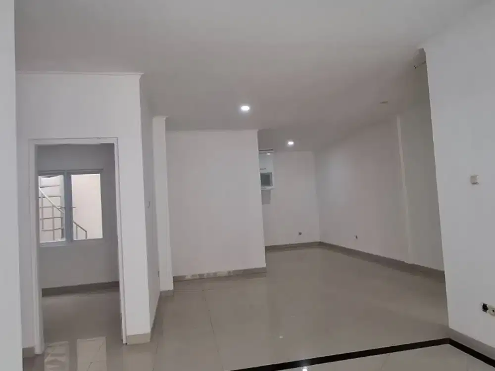 DIJUAL CEPAT DAN MURAH RUMAH RANGKA BAJA RINGAN PERUMAHAN KOTA WISATA CIBUBUR JAKARTA TIMUR
