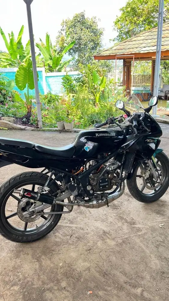 ninja rr hitam 2010