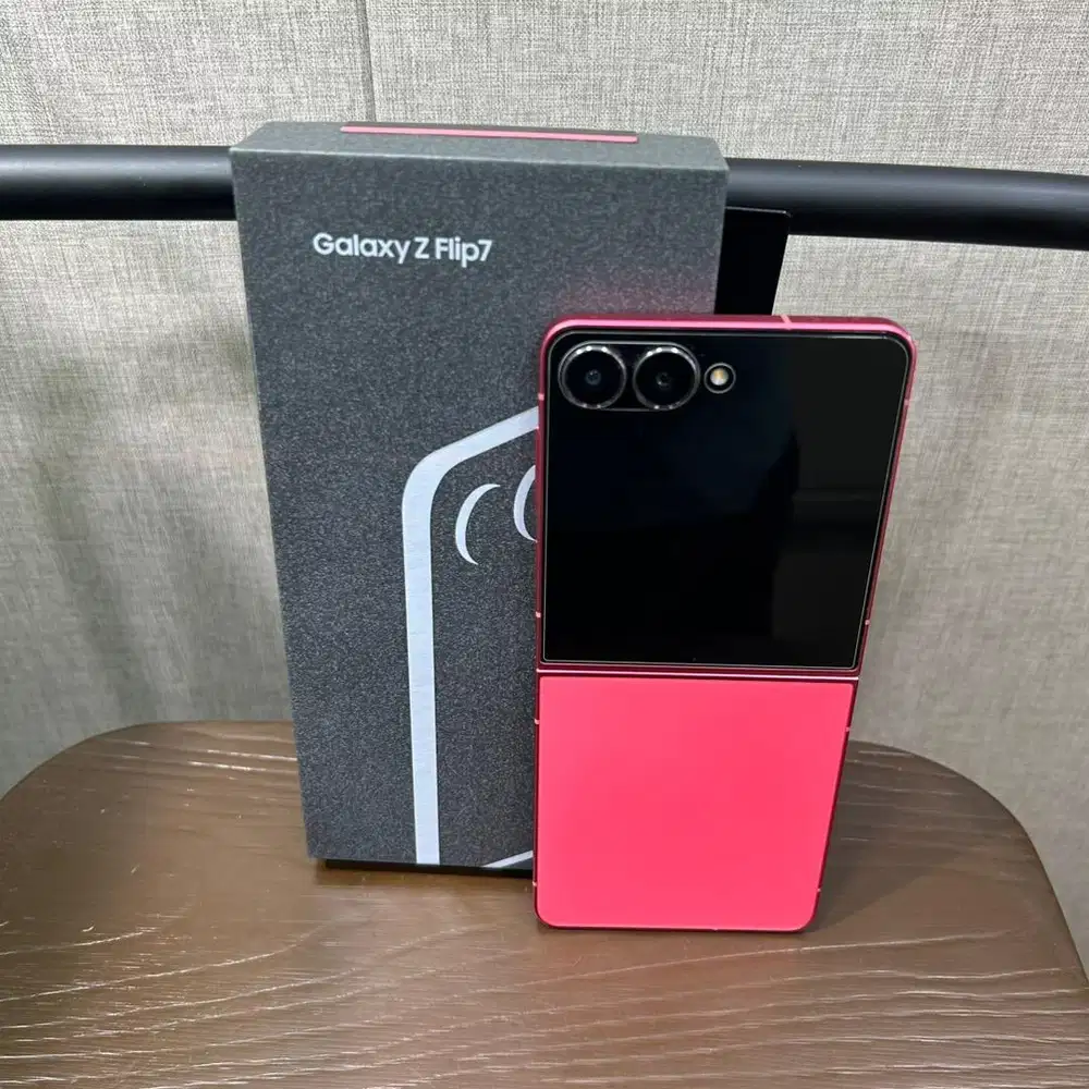 Samsung Galaxy Z Flip 7 Ram 12/256Gb Sein Normal Fullset