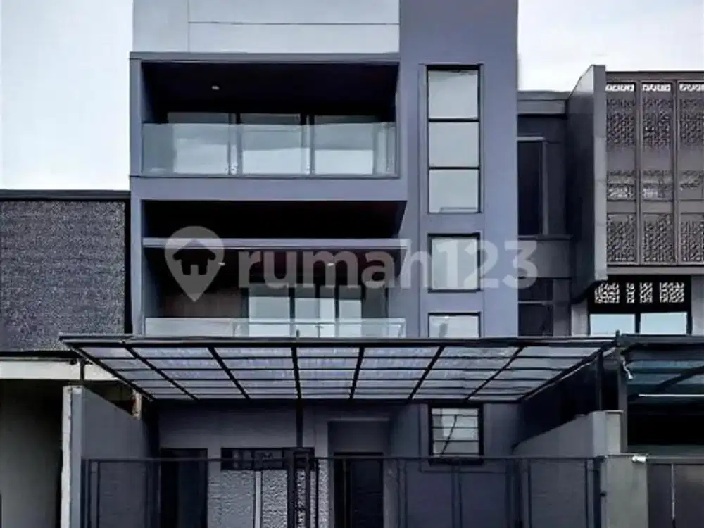 Rumah Baru 3 Lantai 4Kamar Ada Kamar Lantai 1