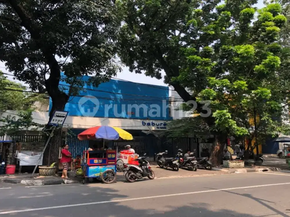 Ruko Gandeng Zona Usaha Komersil Tanjung Duren