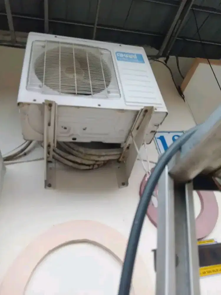 BONGKAR PSNG AC.SERVICE AC