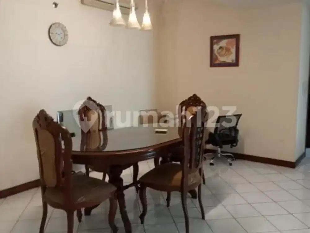 Sewa@Apart Taman Anggrek Atas Mall 3Br Termurah