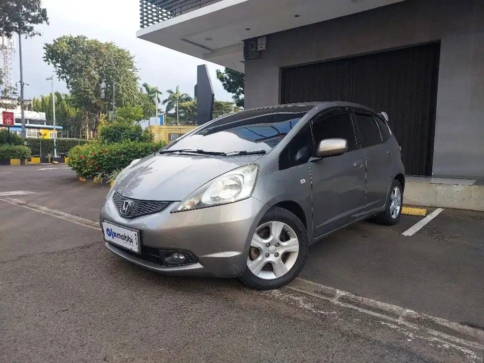 LOW DP Honda Jazz 1.5 S Bensin-AT 2009 VVE