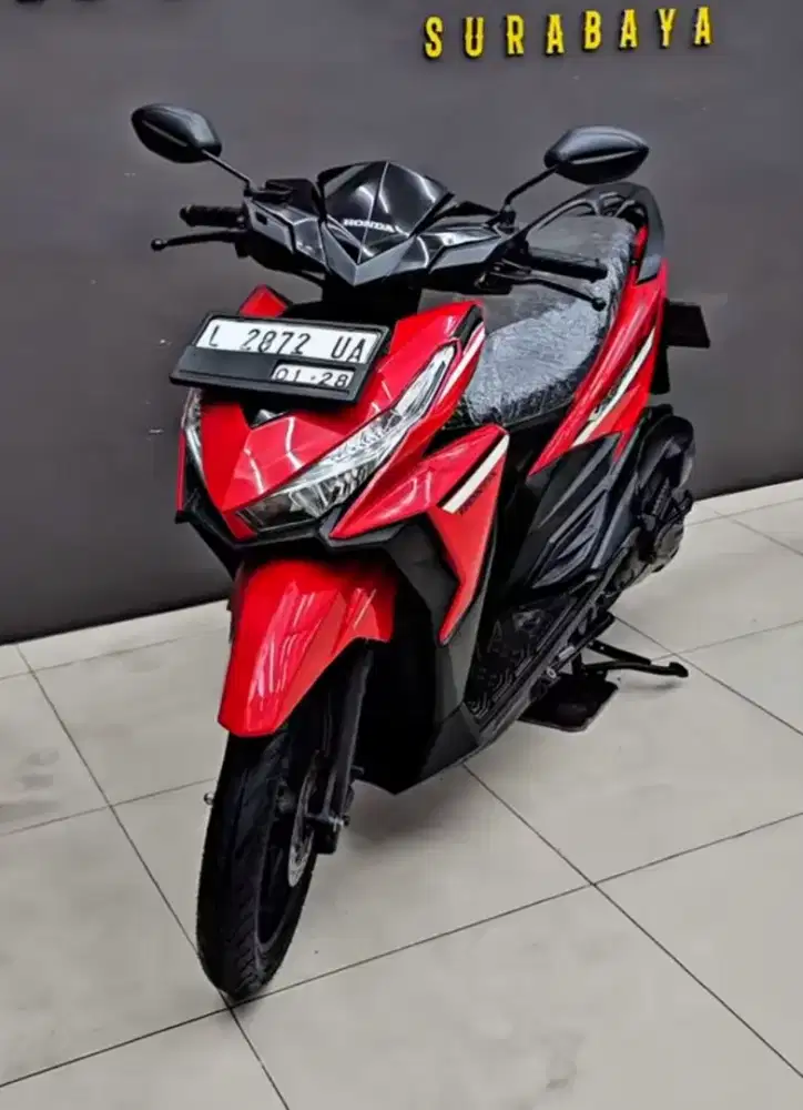 Honda Vario CBS ISS 125 2018 // KREDIT DP 500 RB