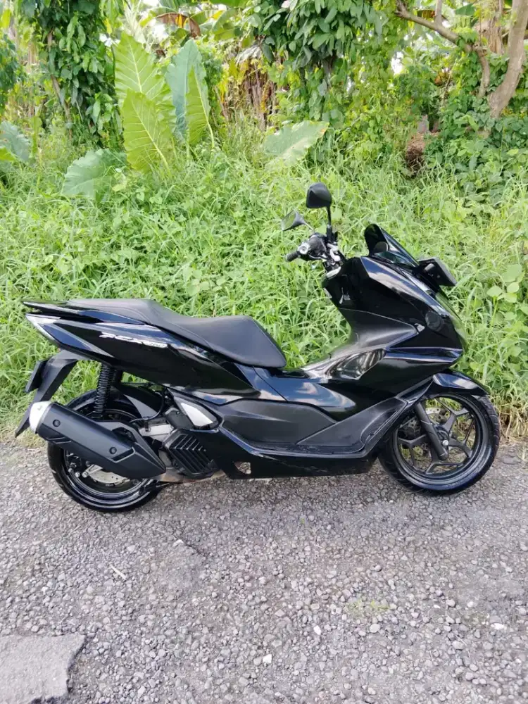 PCX CBS 2023 HITAM