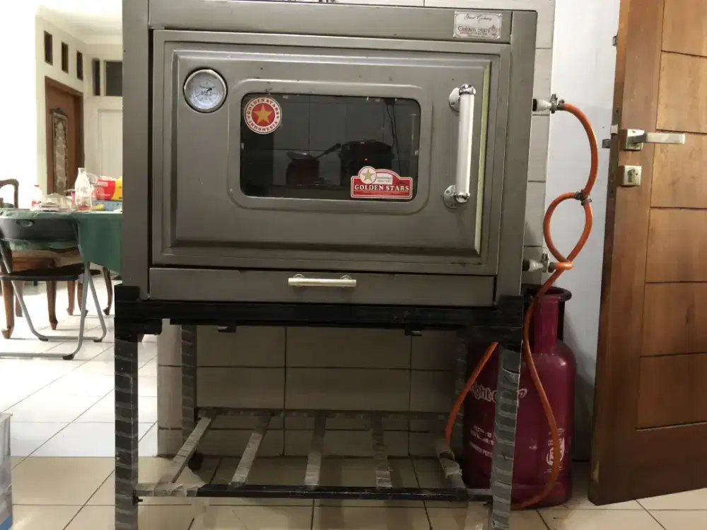 Mau jual oven kue