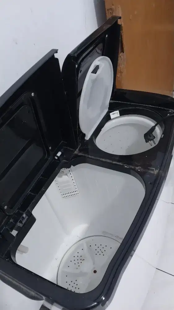 Mesin Cuci Hisense 2 tabung