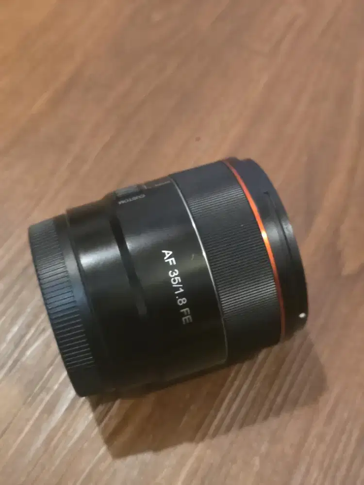 Samyang 35mm F1.8  FE for sony