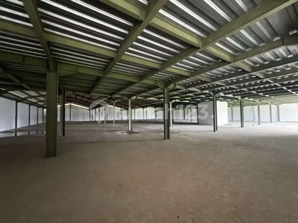 Gudang Luas Tanah 2790m2 Bangunan 3 Lantai Jarang Ada Di Laksana Business Park