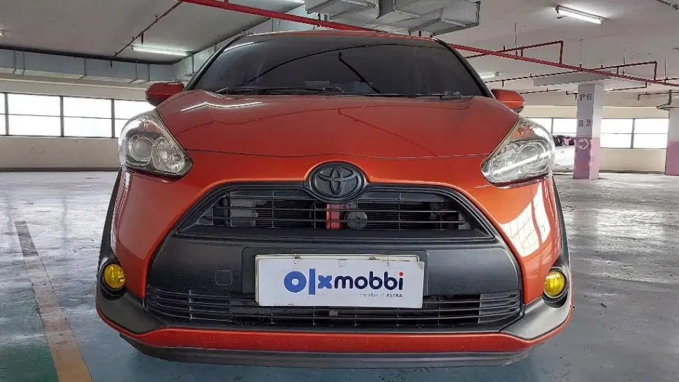 DP MURAH Toyota Sienta 1.5 V Bensin-MT 2018  CTIUB