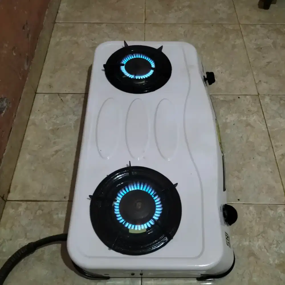 Kompor gas Quantum 2 tungku normal Bekasi Utara yg di jual kompor saja