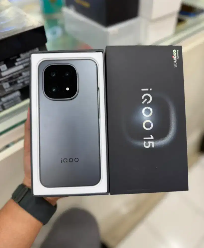 SECOND IQOO 15 12/512GB Garansi Resmi