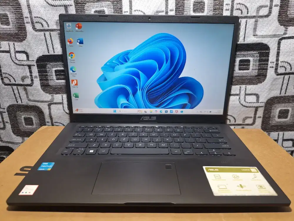 Laptop Asus VivoBook A1400EA fullset layar FHD keyboard nyala