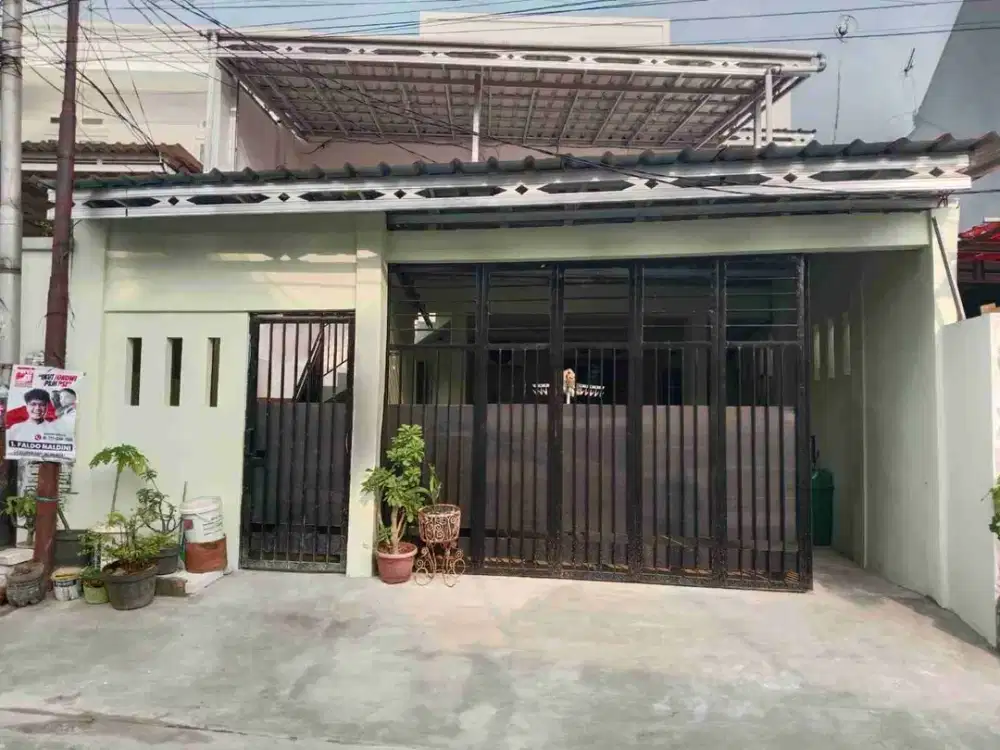 DIJUAL RUMAH STRATEGIS + KOS PRODUKTIF DI MATRAMAN JAKARTA TIMUR
