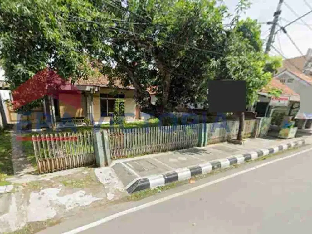 Rumah Tua Halaman Luas (953m2) di Jalan Poros  Indramayu, Bisa Untuk Resto, Kantor, Bengkel dan Usaha Lainnya