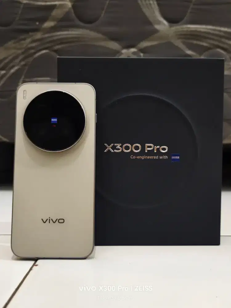 Vivo X300 Pro 16/512 GARANSI 2 TAHUN